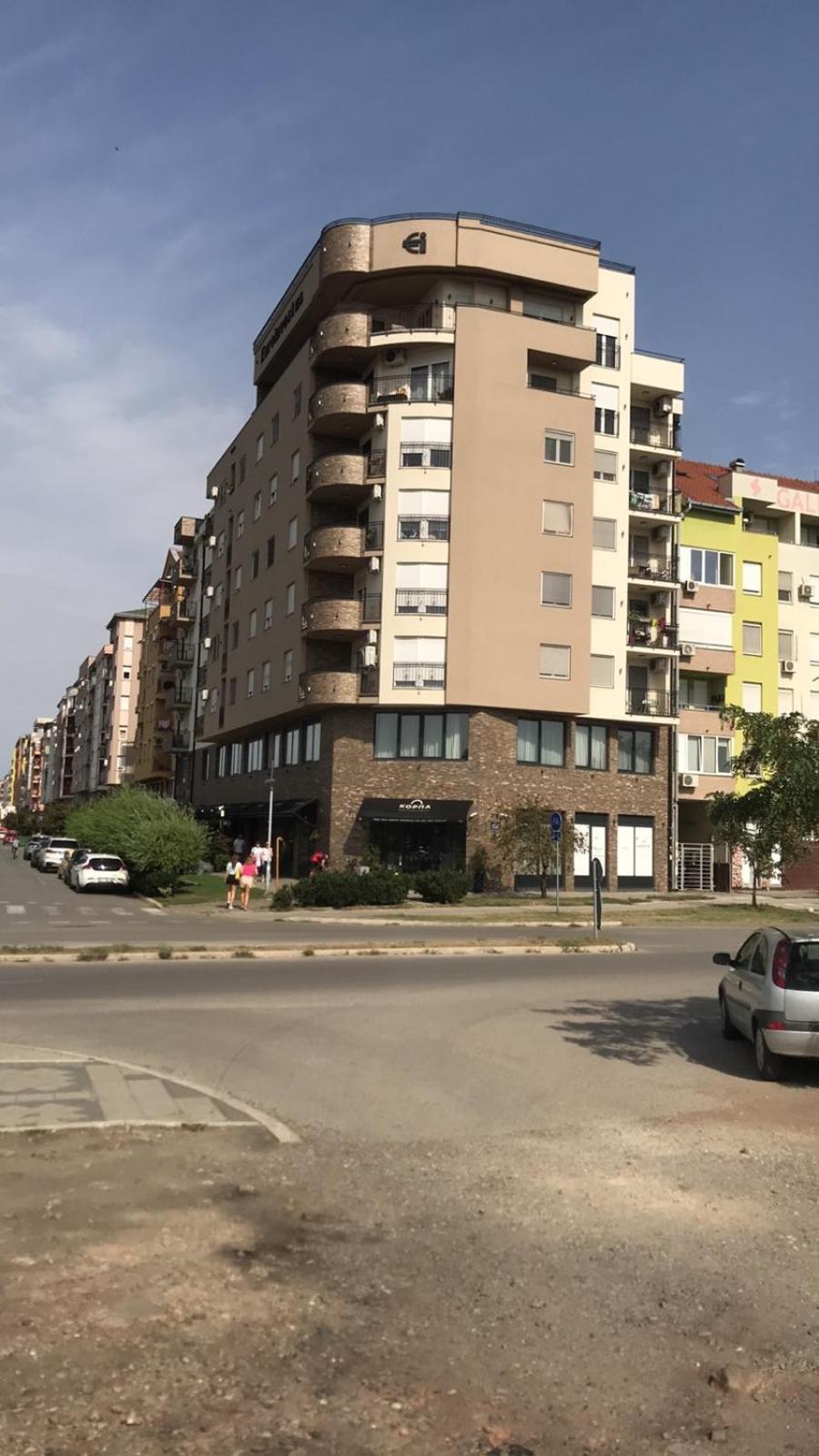 Stojanovic R Apartman Apartment Novi Sad Bagian luar foto